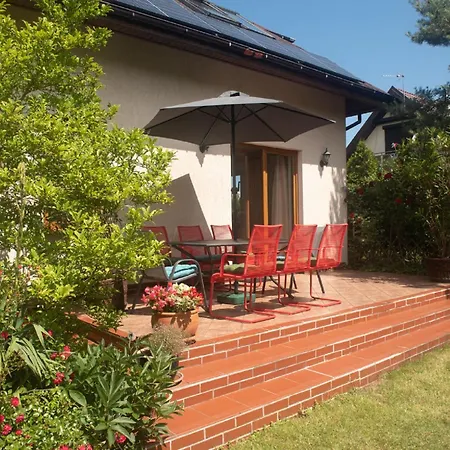 By Interhome * 시아노제티