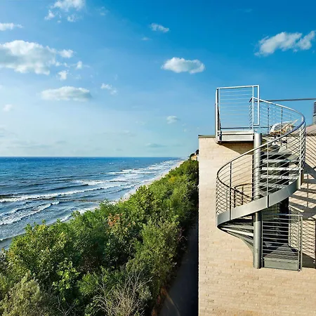 By Interhome * 시아노제티